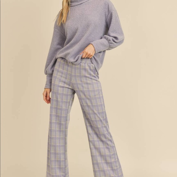 Lavender Sherpa Turtle Neck - Picture 6 of 7